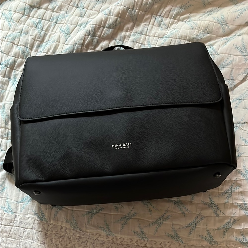 Mina Baie Winnie midi backpack diaper bag in black